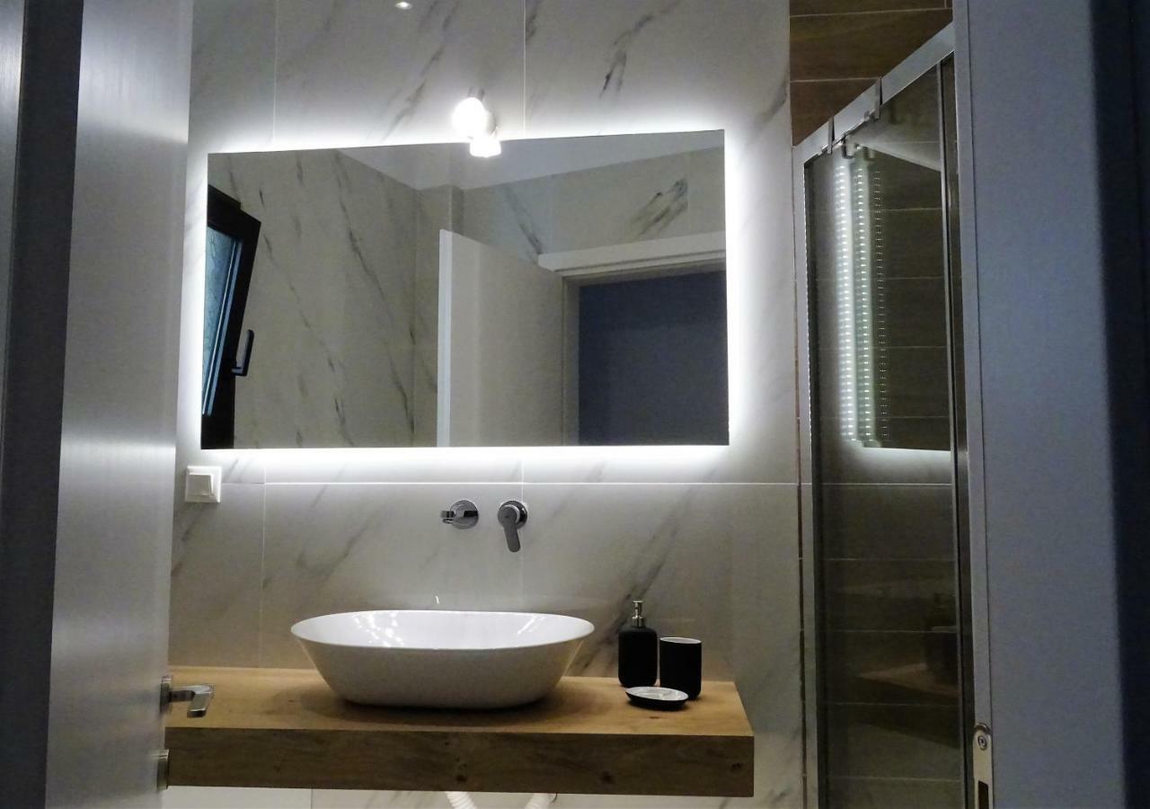 Joy Luxury Apartment Near Acropolis Athens Exterior photo